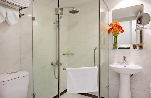 French Quarter Hotel | Hanoi La Selva Hotel