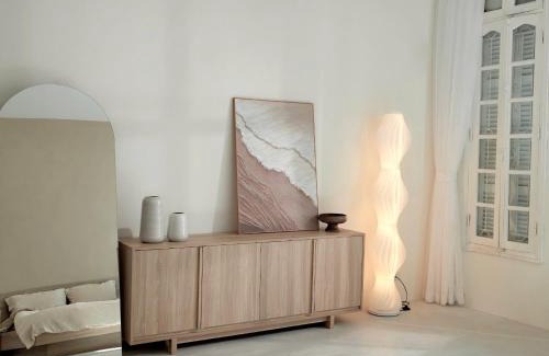 Van Mieu Casa | Hanoi Old Quarter Apt - 301