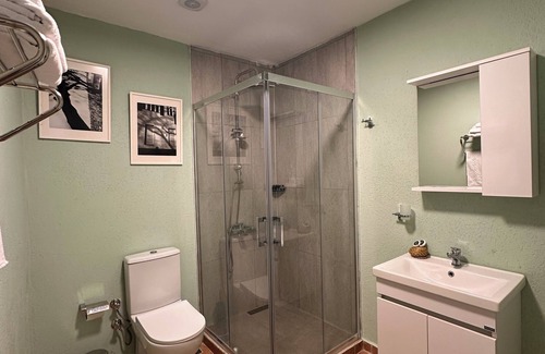 Ayvalik City Center Casa | Hanole Macaron Guest House