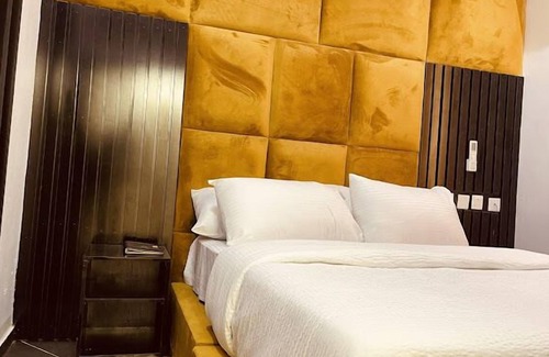 Abuja Hotel | Hansbro Suites Gwarinpa
