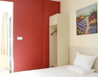 Lingyuan Hotel | Hanting Hotel Lingyuan Shifu Road