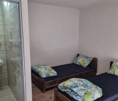 Jibert Casa | Hanul lui PUȘCĂ - CAZARE MUNCITORI