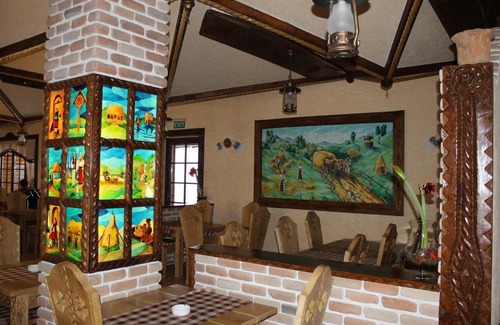 Romuli Casa | HANUL TENTEA