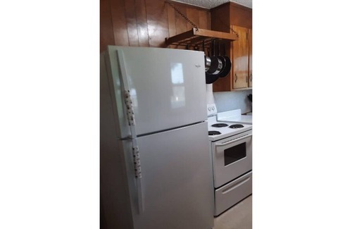 Statesville Casa | Happy 2-bedroom residential home