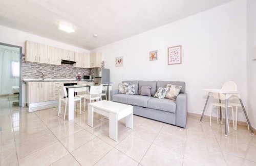 Puerto del Carmen Chalet De Esquí | Happy Beach Home