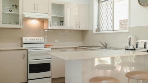 Sussex Inlet Casa | “ HAPPY DAYZ” only 2 hours from Sydney