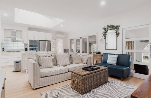 Patonga Casa | Happy Daze By Coast Holidays