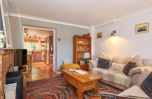 West Runton Cabaña | HAPPY DAZE, family friendly, country holiday cottage in West Runton