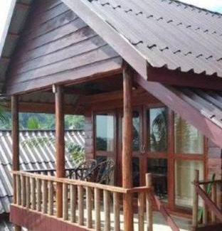 Koh Rong Hotel | Happy Elephant Bungalows