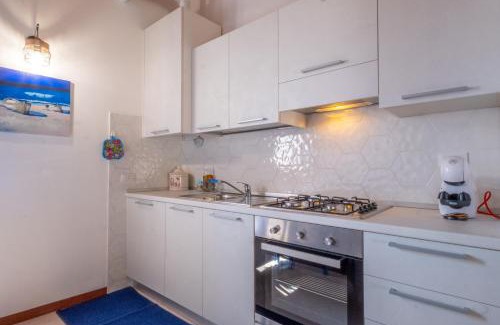 Riva di Solto Apartamento | Happy Guest Apartments - Blue Lake Therapy