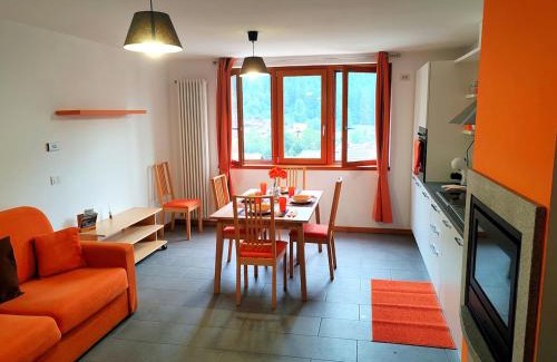 Schilpario Apartamento | Happy Guest Apartments - Casa Alpi Orange