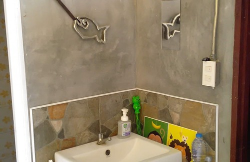 Hat Yai Casa | 💘HAPPY @ HATYAI HOME ¡Ideal para familias grandes y grupos! Pet Hotel en la parte de atrás.