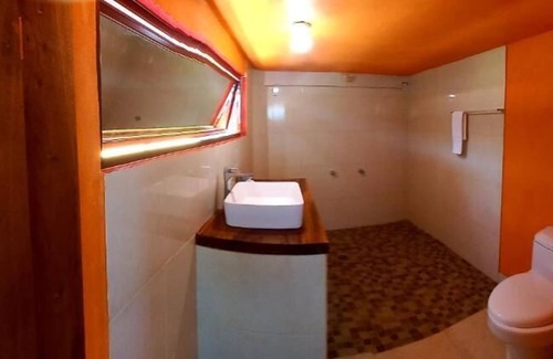 Chimo Hotel | Happy Hill