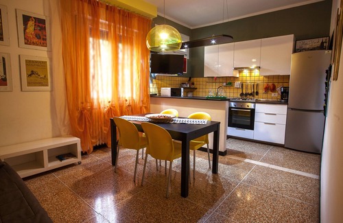 San Donato Apartamento | HAPPY HOME BOLOGNA Accogliente, silenzioso, luminoso, vicino CENTRO ST.e FIERA