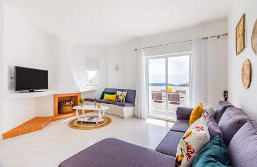 Alpouvar Apartamento | Happy House in Clube Albufeira