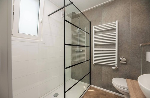 Zuna Complejo | Happy Oak lodge | Two ensuite bathrooms | 4 personen