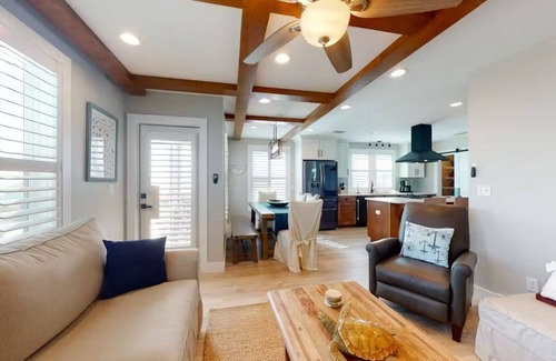 Mexico Beach Casa | Happy Ours with Elevator – Rooftop Views & Beach