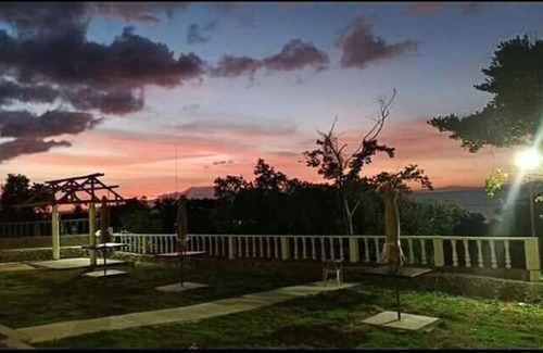 Larena Casa | Happy Sunset's Inn