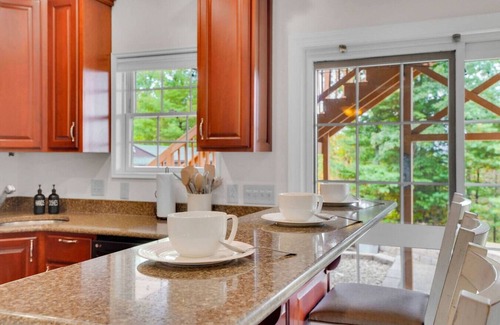 Cocolamus Casa | Happy Trails House