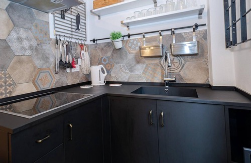 Como Apartamento | Happy Travelers Apartment
