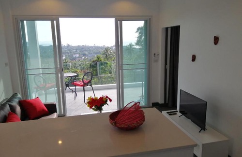 Na Thon Villa | HAPPY VILLA