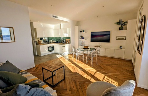 Fabron Apartamento | Happyfew Palazzo del sol