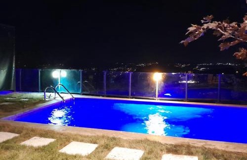 Sapanca Chalet De Esquí | HappyHouse Bungalov Three-Room, SW POOL with lake view, Sapanca B1