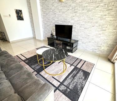 Downtown George Town Apartamento | Happysty George town Gurney Seaview Mansion One 23A