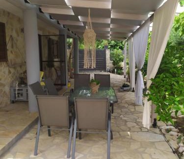 Gaios Casa | Hara Luxury House
