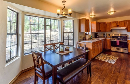 Groom Creek Cabina | Haran's End cabin