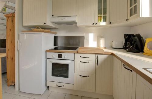Isigny-sur-Mer Casa | Harbor Haven in Isigny-sur-Mer