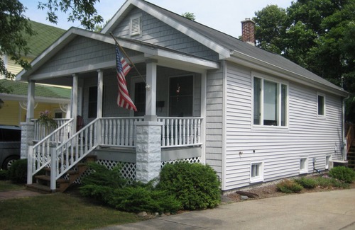 Grand Haven Cabaña | Harbor Hill Cottage 2BR-1BA