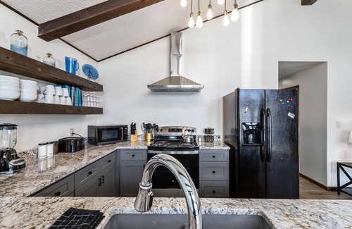 Afton Casa | Harbor House Monkey Island, 3bd/3ba, Dock, FirePit