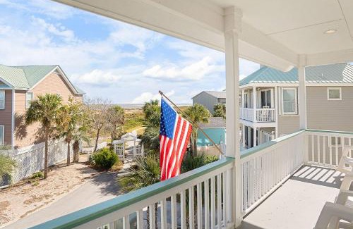 Oceanmarsh Subdivision Casa | Harbor Island 12 Shipwatch Dr