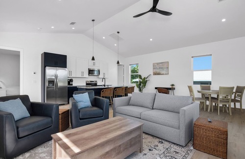 Marco Island Casa | Harbor Place Boathouse, BRAND NEW, Open, on stilts, ocean front