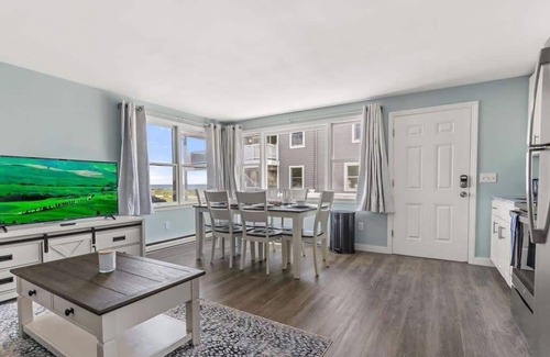 Rye Apartamento | Harbor Serenity Private Deck Updated Kitchen