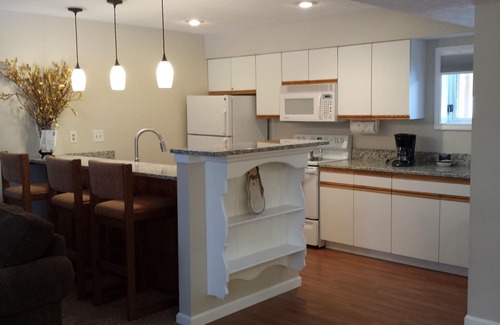 Harbor Springs Condominio | Harbor Springs Condo - Trout Creek Unit, spacious1700 ', MUY LIMPIO