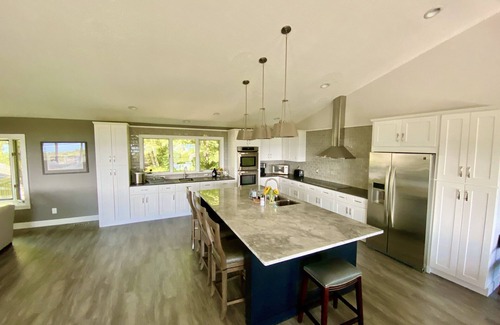 Harbor Springs Casa | Harbor Springs/Petoskey Family Paradise with Panoramic views!