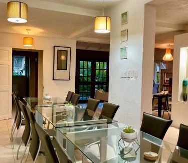 Lodge Hill Casa | Harbor View 3bd by ZenBreak