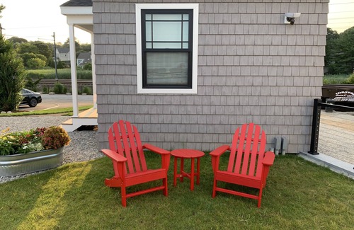 West Mystic Cabaña | Harbor View Landing, Mystic CT - The Cove Waterfront Cottage