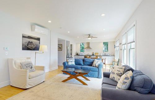Camden Casa | Harborwalk Lower and Upper