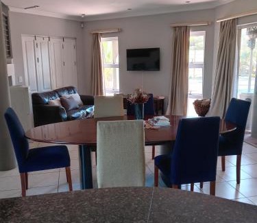 West Beach Casa | Harbour Close Home