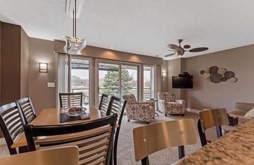 Grand Haven Apartamento | Harbour Haven Cozy 2BDR Condo in Grand Haven 202