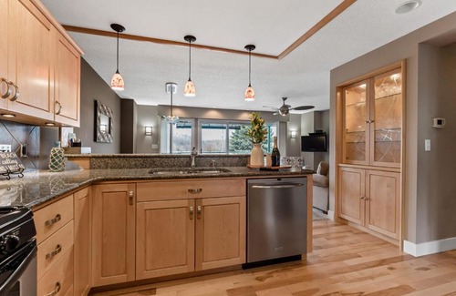 Grand Haven Apartamento | Harbour Haven Cozy 2BDR Condo in Grand Haven 202