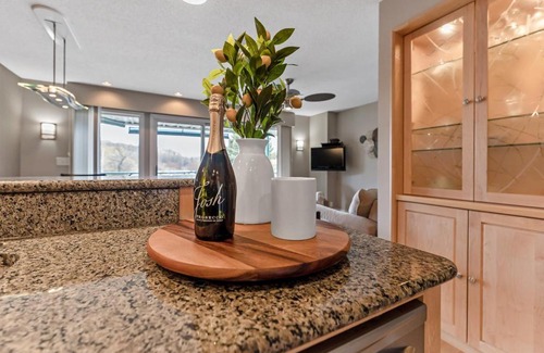 Grand Haven Apartamento | Harbour Haven Cozy 2BDR Condo in Grand Haven 202