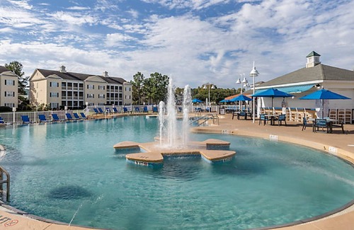 Myrtle Beach Complejo | Harbour Lights One-bedroom Deluxe Suite, Sleeps 4, Full Kitchen