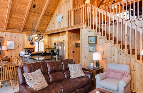 Six Mile Chalet De Esquí | Harbour Pointe Chalet with Boat Slip
