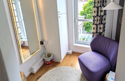 Weymouth Cabaña | Harbour Retreat
