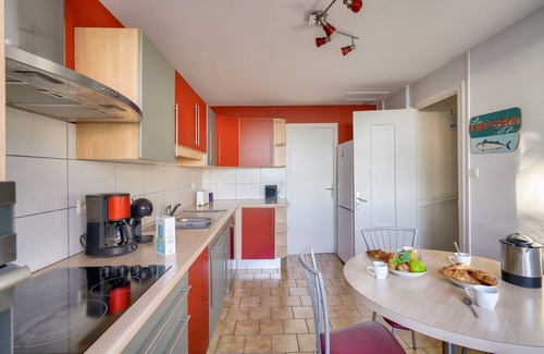 Plobannalec-Lesconil Casa | Vista al puerto - Casa para 10 con jardín