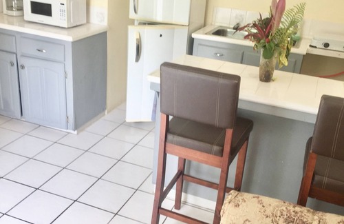 Charlotte Casa | Harbour Vista Inn